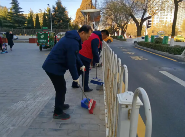 文明創(chuàng)建我先行——市產(chǎn)投集團積極組織參加全市志愿服務集中示范活動(圖1)
